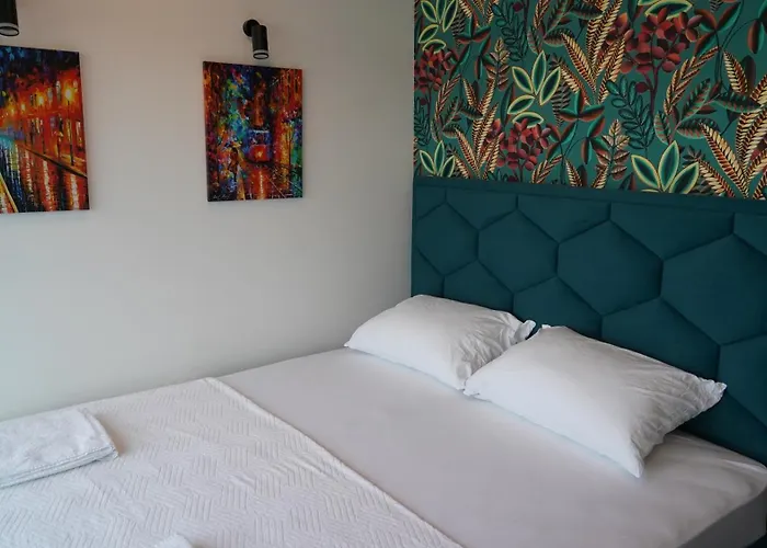 River House Sunrise Villa