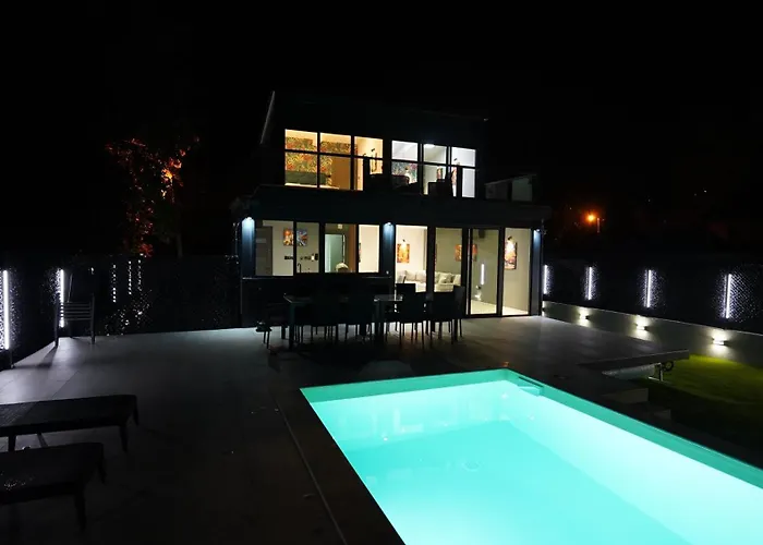 Villa River House Sunrise Ritopec